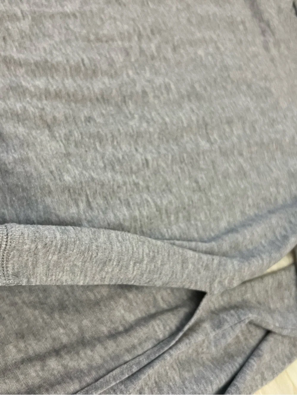 Alo Yoga Gray High Low Split Hem Long Sleeve Top Size Small
